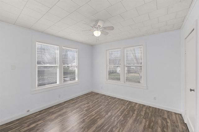 403 N College Street, Weimar, TX 78962