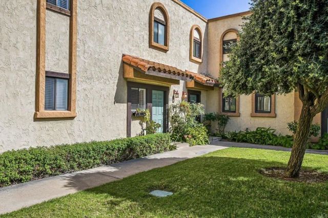 565 S Mollison Ave D, El Cajon, CA 92020