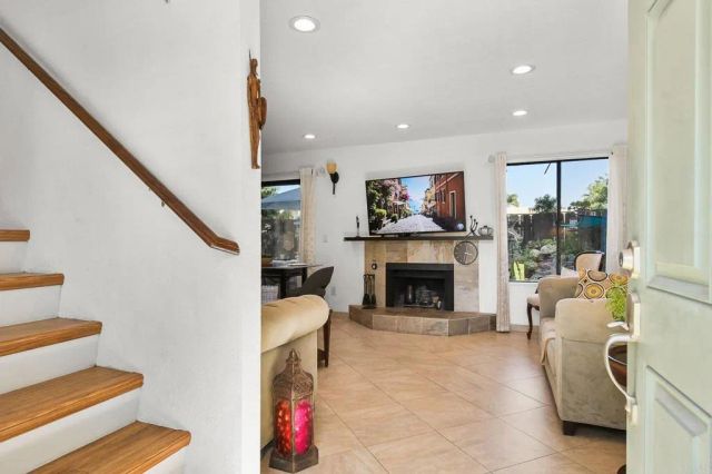 565 S Mollison Ave D, El Cajon, CA 92020