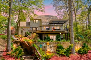 11003 South Drive, Plainwell, MI 49080