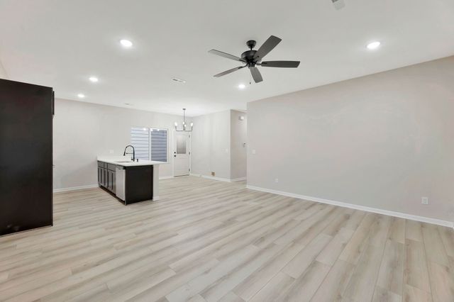 9225 E Fox Pointe Ct, Bel Aire, KS 67226