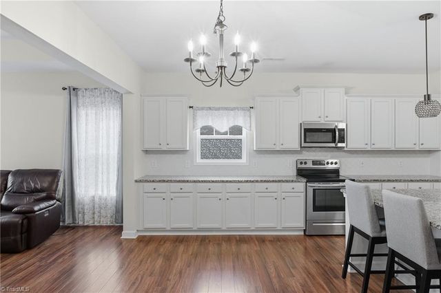 4534 Jasper Ridge Drive, Clemmons, NC 27012