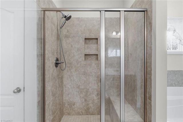 4534 Jasper Ridge Drive, Clemmons, NC 27012