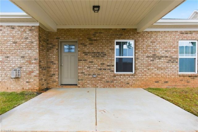 4534 Jasper Ridge Drive, Clemmons, NC 27012