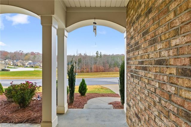 4534 Jasper Ridge Drive, Clemmons, NC 27012
