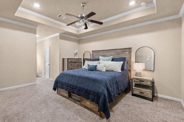 1045 W 22nd Street G, Houston, TX 77008