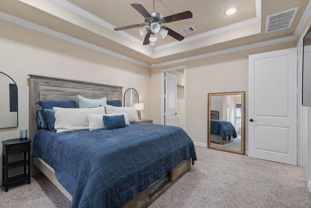 1045 W 22nd Street G, Houston, TX 77008