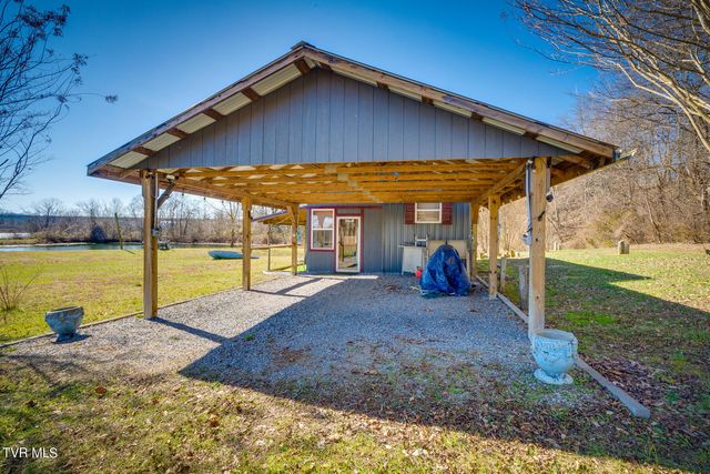 1113 Old Stage Road, Rogersville, TN 37857