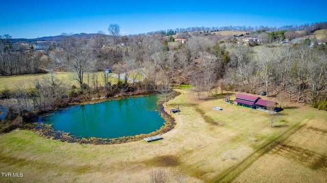 1113 Old Stage Road, Rogersville, TN 37857
