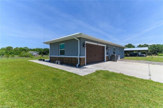 40200 Little Farm RD, Punta Gorda, FL 33982