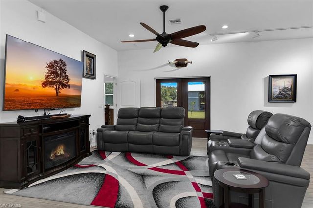 40200 Little Farm RD, Punta Gorda, FL 33982