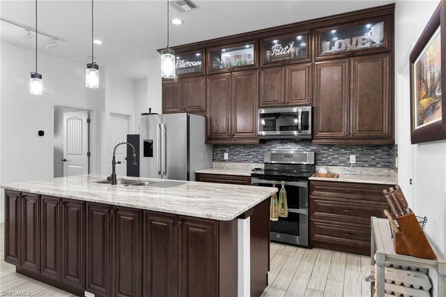 40200 Little Farm RD, Punta Gorda, FL 33982