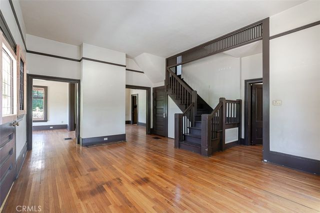 734 Saint John Avenue, Pasadena, CA 91105