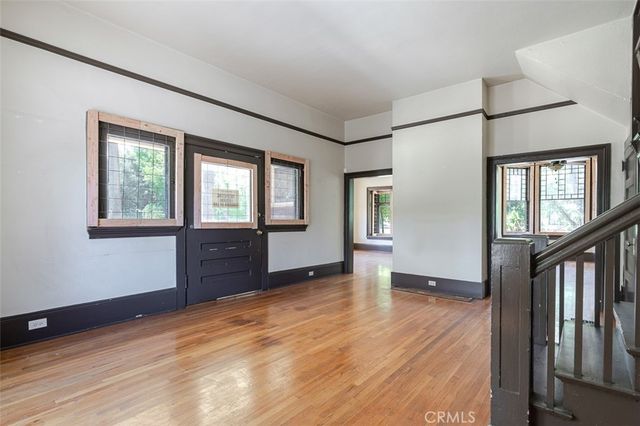 734 Saint John Avenue, Pasadena, CA 91105