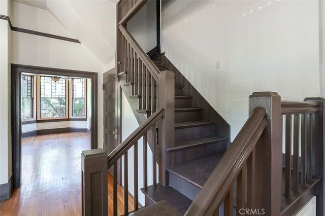 734 Saint John Avenue, Pasadena, CA 91105