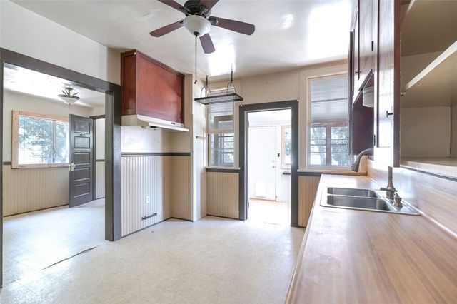 734 Saint John Avenue, Pasadena, CA 91105