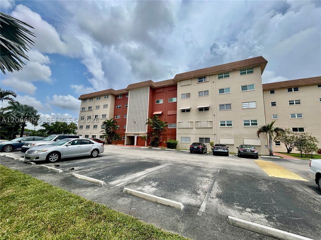 5300 Washington St U503, Hollywood, FL 33021