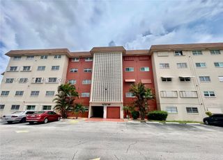 5300 Washington St U503, Hollywood, FL 33021