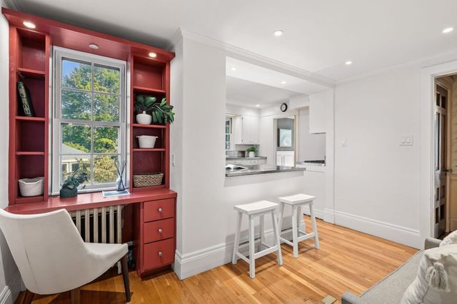 70 Kensington Park, Arlington, MA 02476