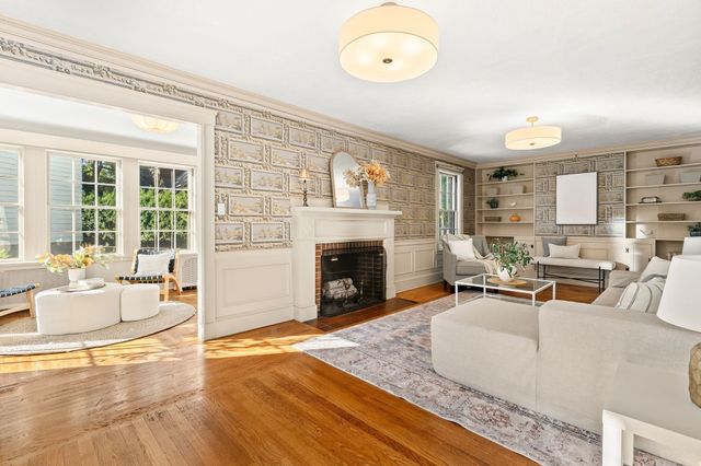 70 Kensington Park, Arlington, MA 02476