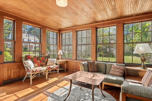 70 Kensington Park, Arlington, MA 02476