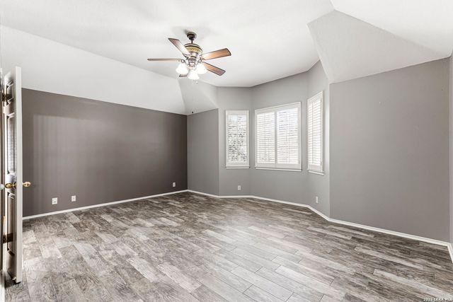 2130 MOLLYS WAY DR, San Antonio, TX 78232