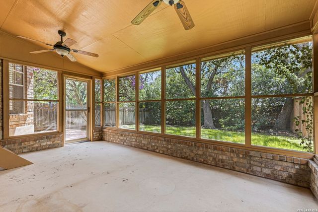 2130 MOLLYS WAY DR, San Antonio, TX 78232