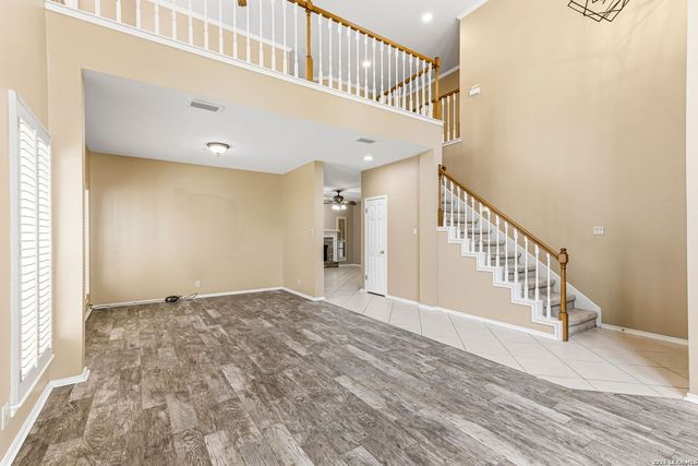2130 MOLLYS WAY DR, San Antonio, TX 78232