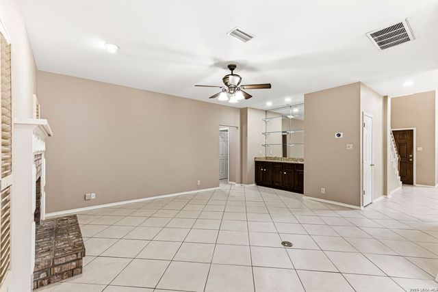 2130 MOLLYS WAY DR, San Antonio, TX 78232