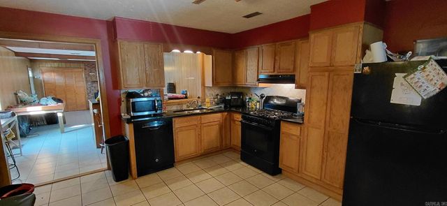 1212 Lavette St, Trumann, AR 72472