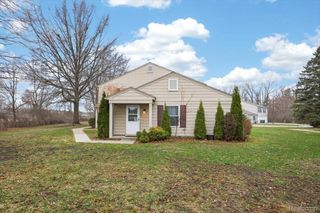 3121 Sunnyside Court, Orion Charter Township, MI 48360