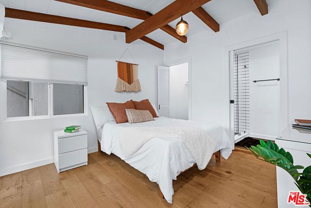 6331 Grape Place, Los Angeles, CA 90068