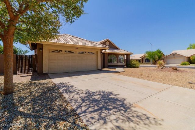 7655 W Sunnyside Drive, Peoria, AZ 85345