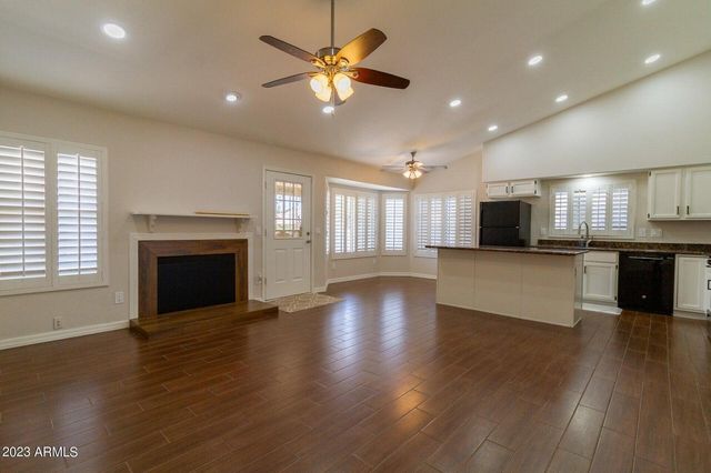 7655 W Sunnyside Drive, Peoria, AZ 85345