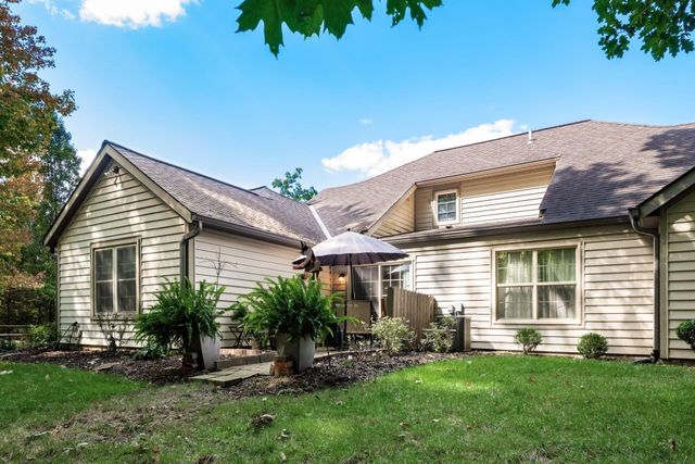 423 Hidden Ravines Drive, Powell, OH 43065
