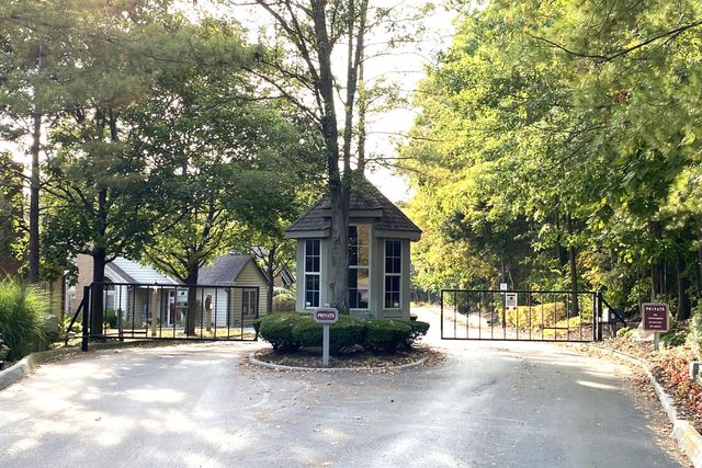 423 Hidden Ravines Drive, Powell, OH 43065