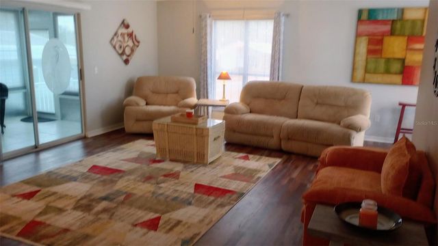 1403 LINDSEY LANE, Lady Lake, FL 32159