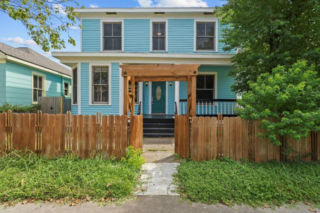 3919 Avenue O, Galveston, TX 77550