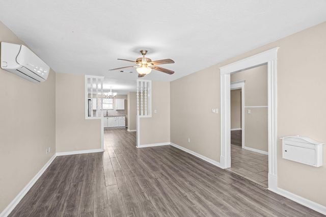 3919 Avenue O, Galveston, TX 77550