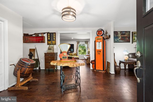 7281 FORREST RD, Warrenton, VA 20187