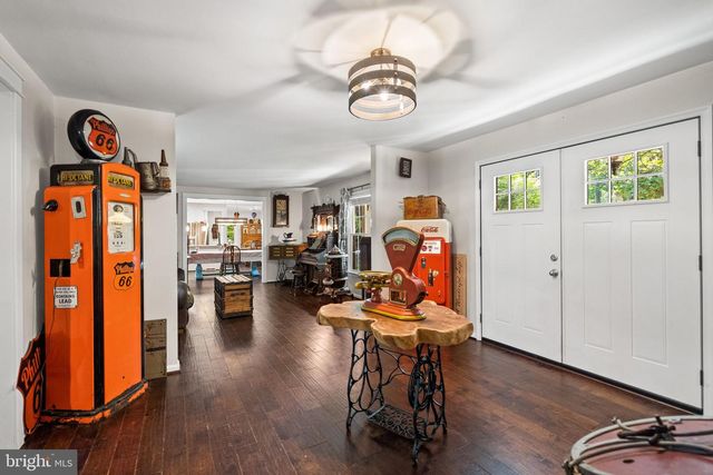 7281 FORREST RD, Warrenton, VA 20187