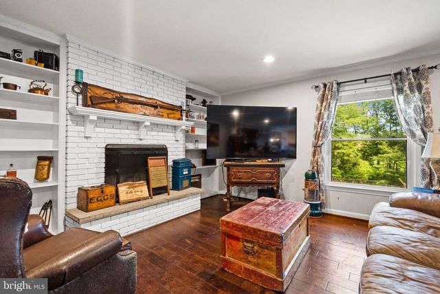 7281 FORREST RD, Warrenton, VA 20187