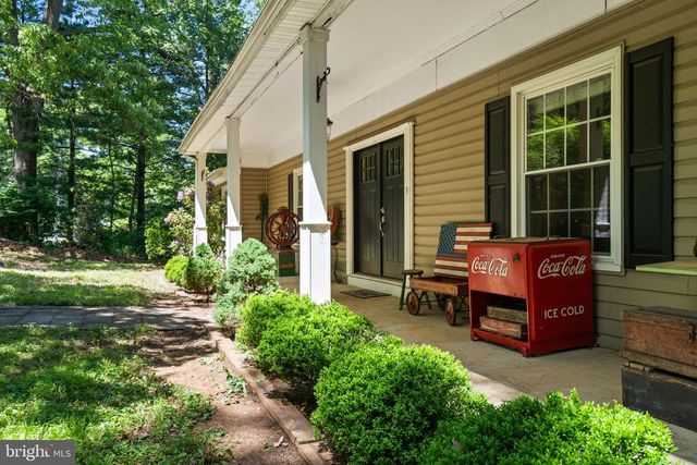 7281 FORREST RD, Warrenton, VA 20187
