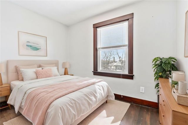 3409 Brownsville Rd, Brentwood, PA 15227