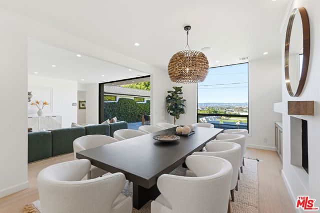 6321 Riggs Place, Los Angeles, CA 90045