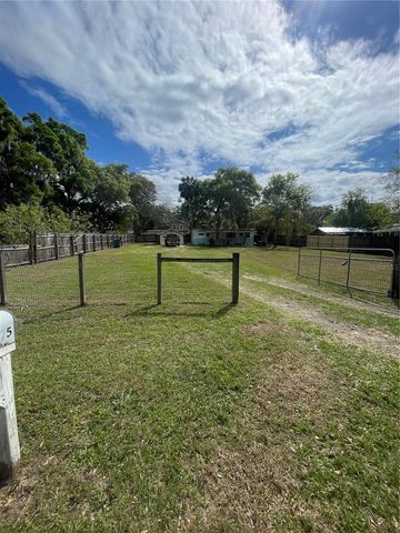 5075 CENTRAL AVENUE, De Leon Springs, FL 32130