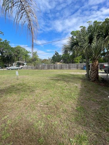 5075 CENTRAL AVENUE, De Leon Springs, FL 32130