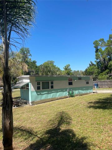 5075 CENTRAL AVENUE, De Leon Springs, FL 32130