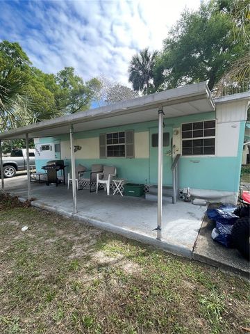 5075 CENTRAL AVENUE, De Leon Springs, FL 32130