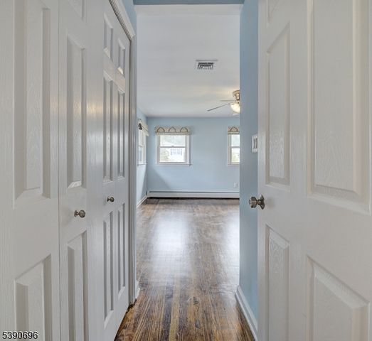 819 Ridgewood Rd, Millburn Twp., NJ 07041